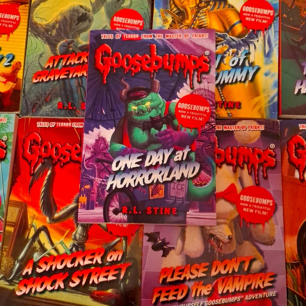 Goosebumps "One day at horrorland" By R.L. STINE